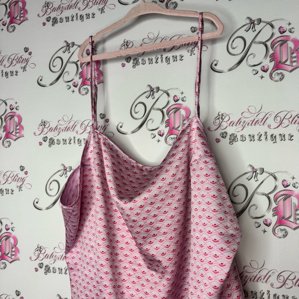 Victoria secret tank top floral keyhole button back Pink Patterned Cami Top - Picture 4 of 10